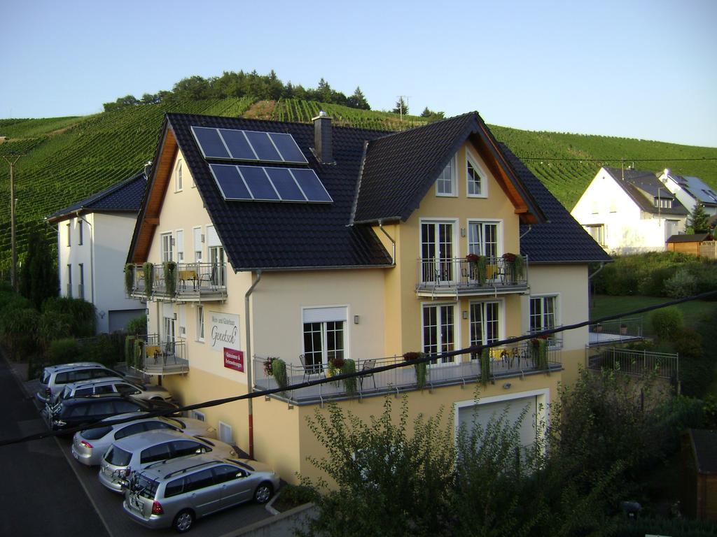 Wein- Und Gaestehaus Genetsch Lieser Zewnętrze zdjęcie